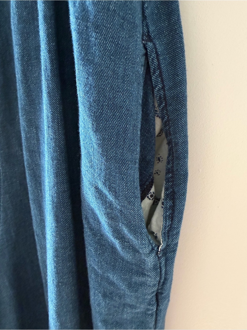 Anthropologie jumpsuit denim - Picture 3 of 3